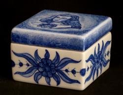 Caja de Cerámica con Infanta